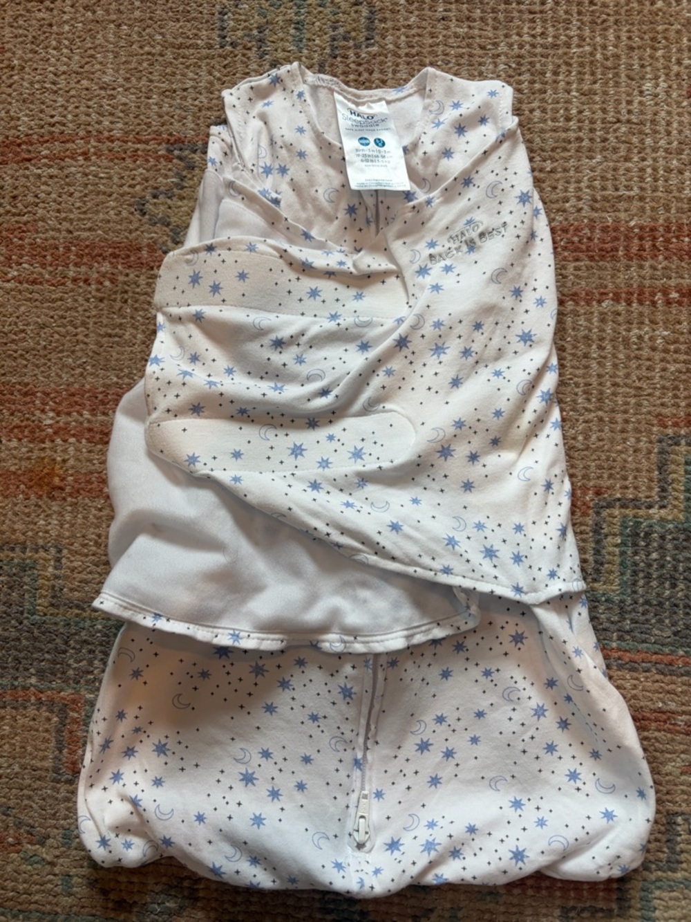 Halo White Footed Sleepwear with Blue Star and Moon Print